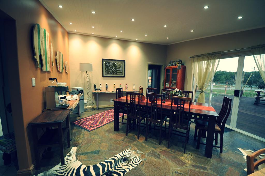 นูคาคัมมา ริเวอร์ ลอดจ์ Hotel โคลเชสเตอร์ ภายนอก รูปภาพ